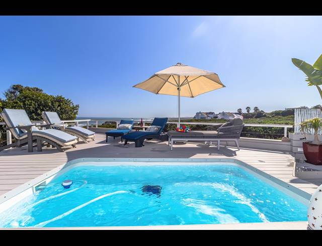 4 BEDROOM HOUSE FOR SALE IN GROTTO BAY
